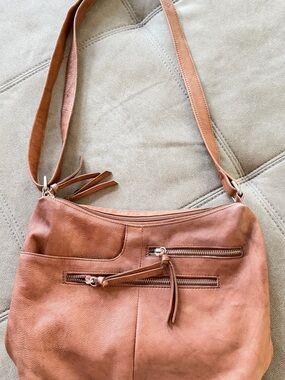 Classic Soft Leather Shoulder Bag in Cognac